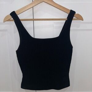 Aritzia, Babaton knit tank